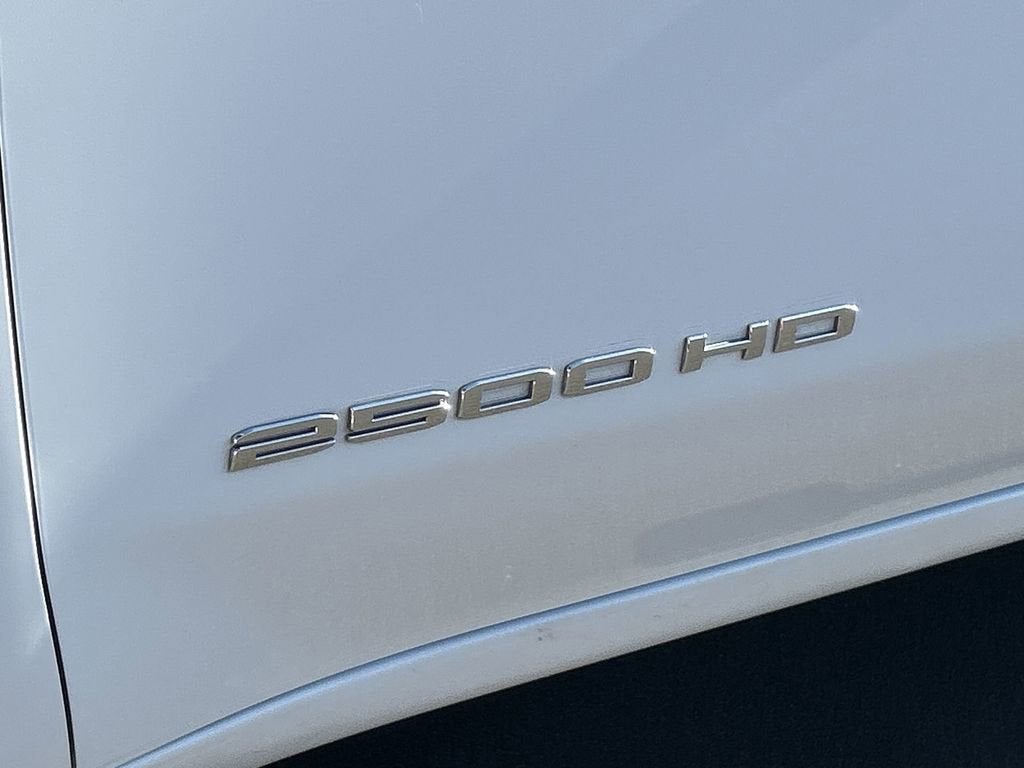 2023 GMC Sierra 2500 HD Pro
