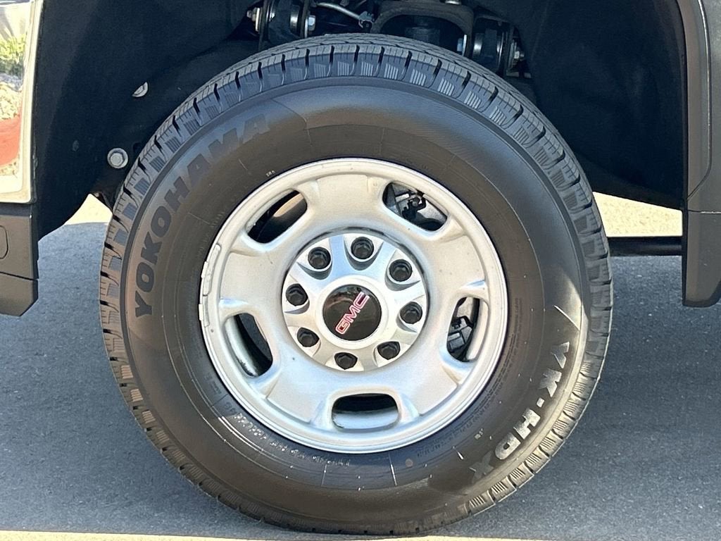 2023 GMC Sierra 2500 HD Pro