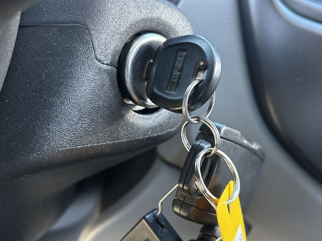 2021 GMC Canyon Elevation Standard