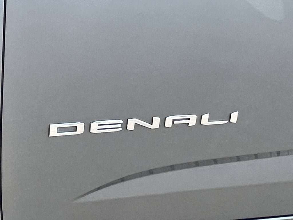 2022 GMC Canyon 4WD Denali