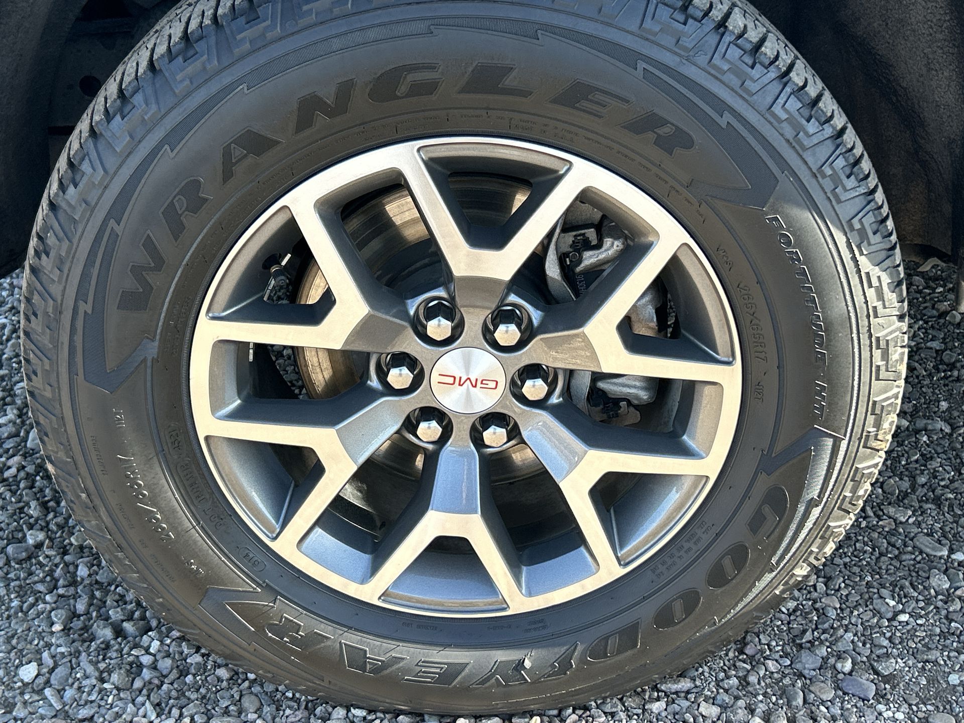 2021 GMC Canyon AT4 - Leather