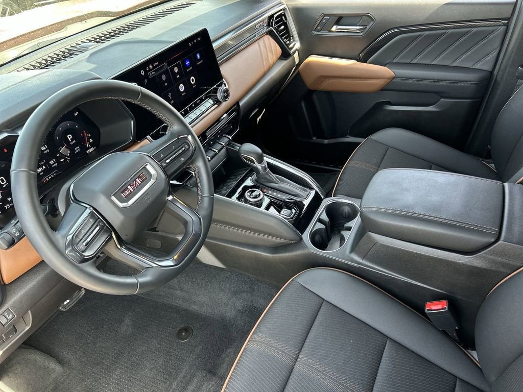 2025 GMC Canyon AT4