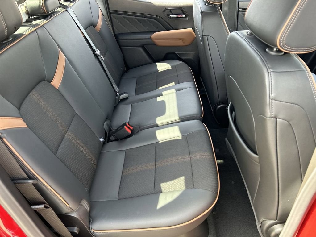 2025 GMC Canyon AT4