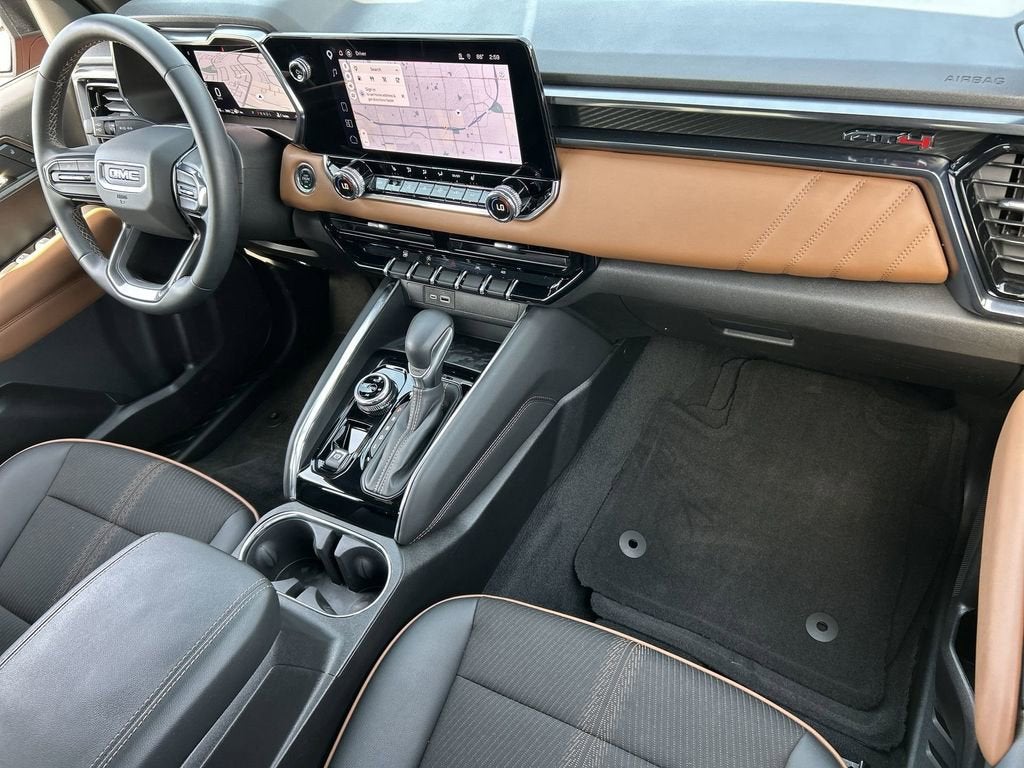 2025 GMC Canyon AT4