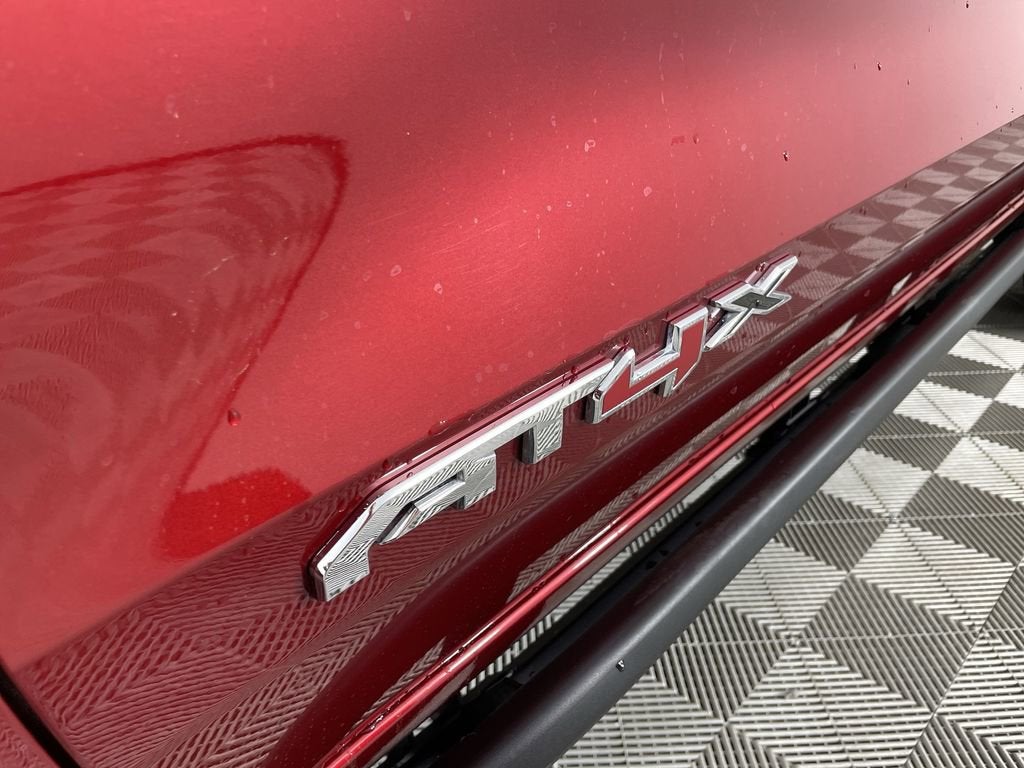 2023 GMC Canyon AT4X