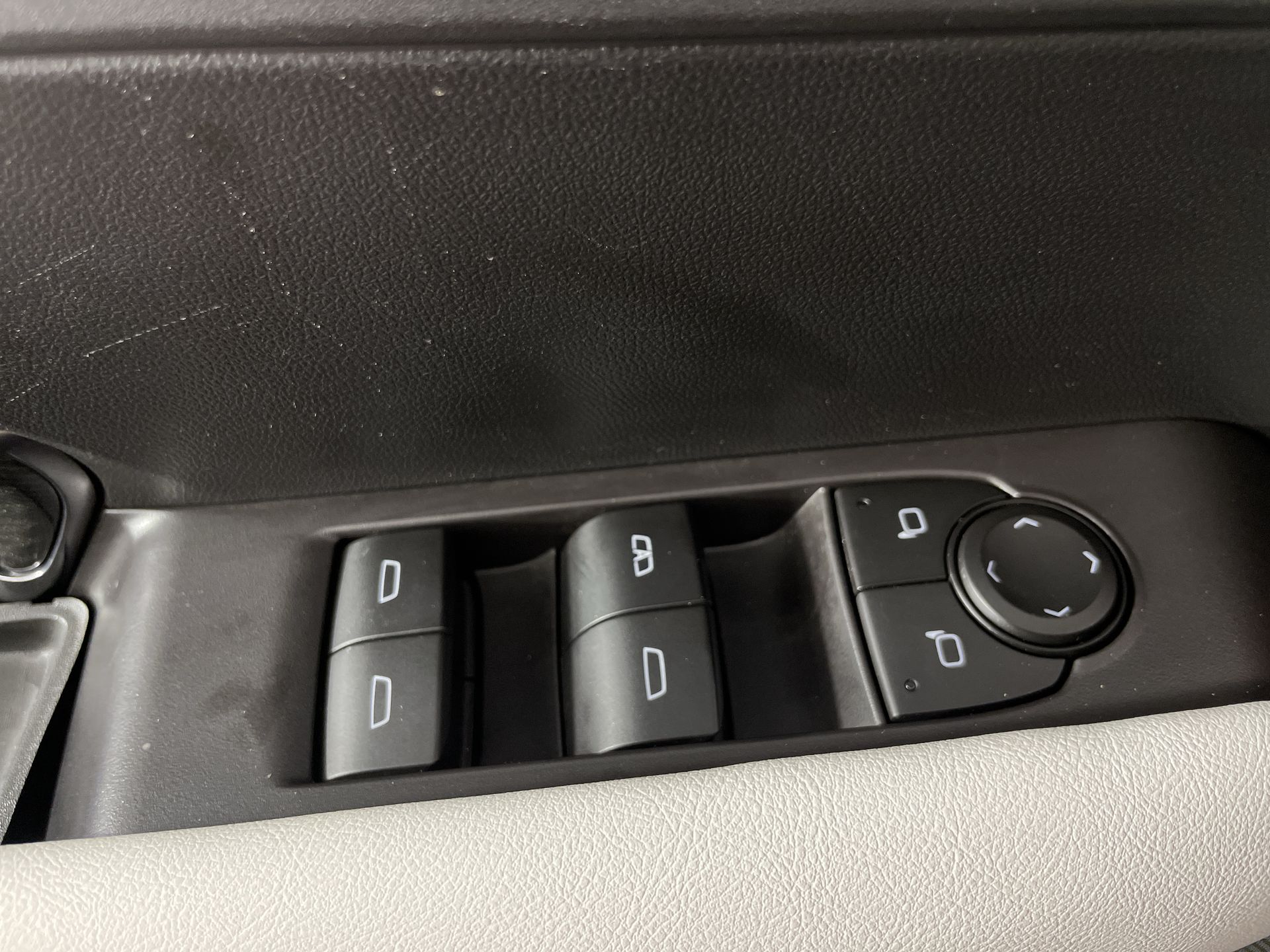 2023 GMC Canyon AT4X