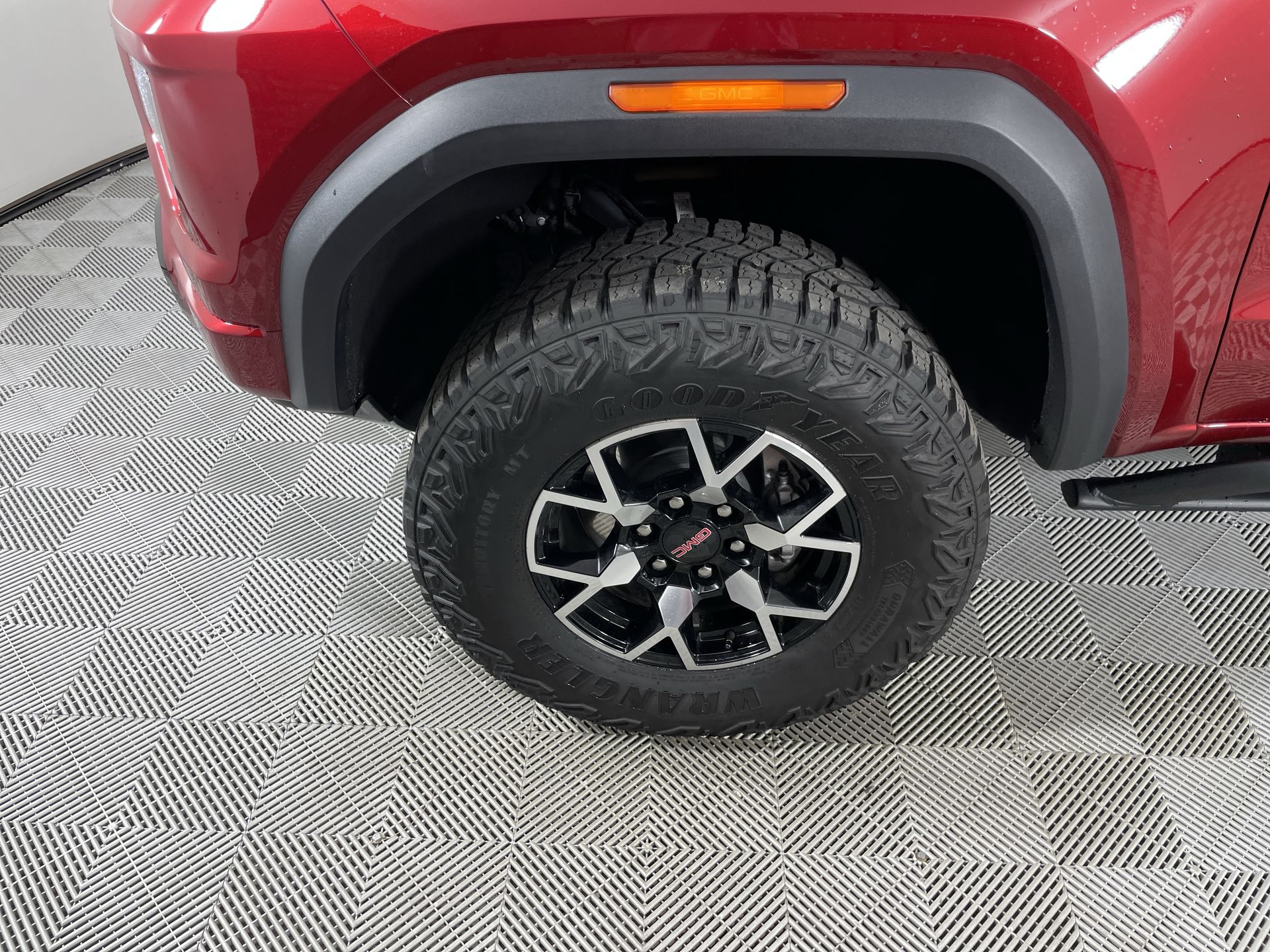 2023 GMC Canyon AT4X