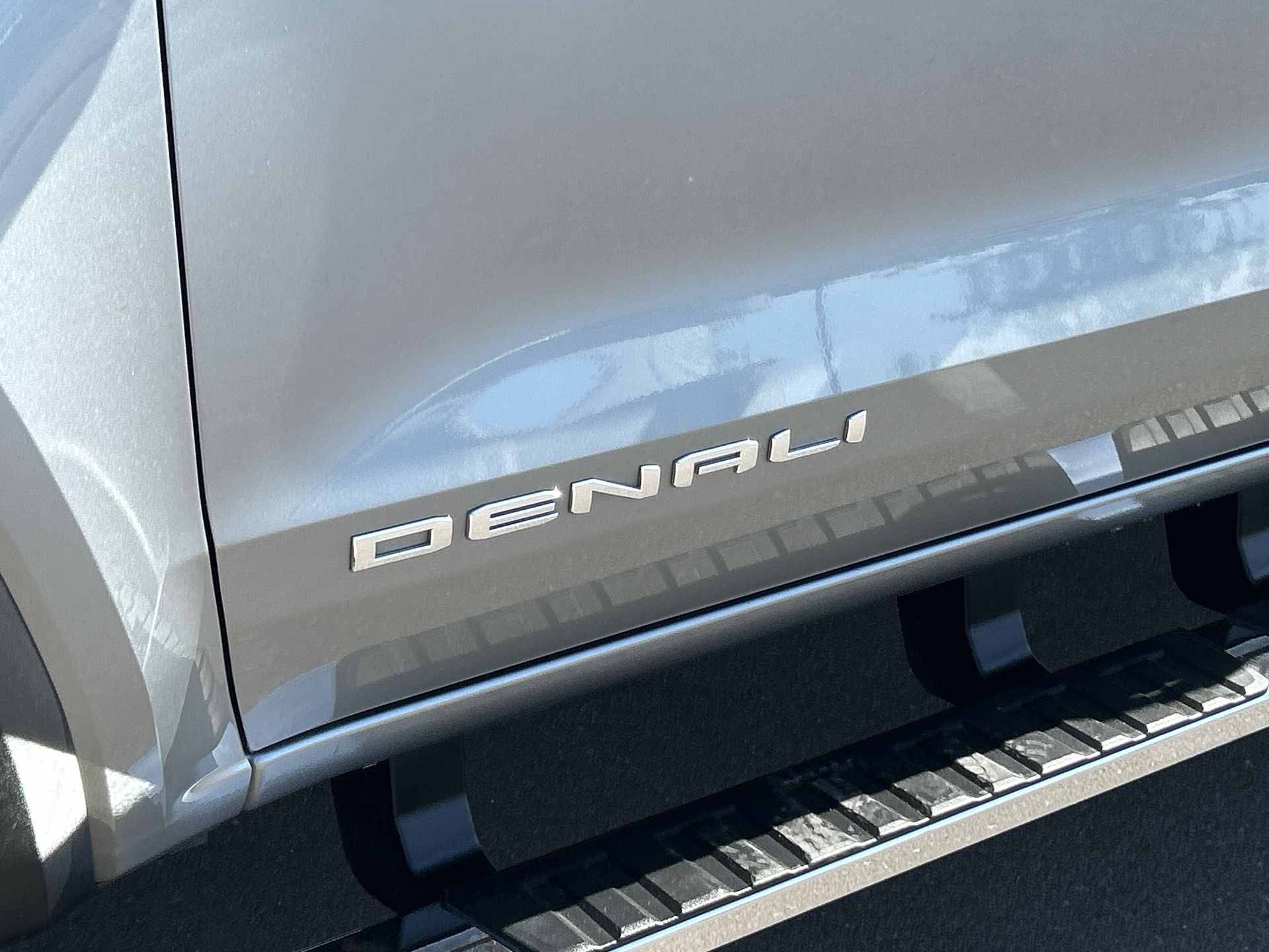 2023 GMC Canyon Denali