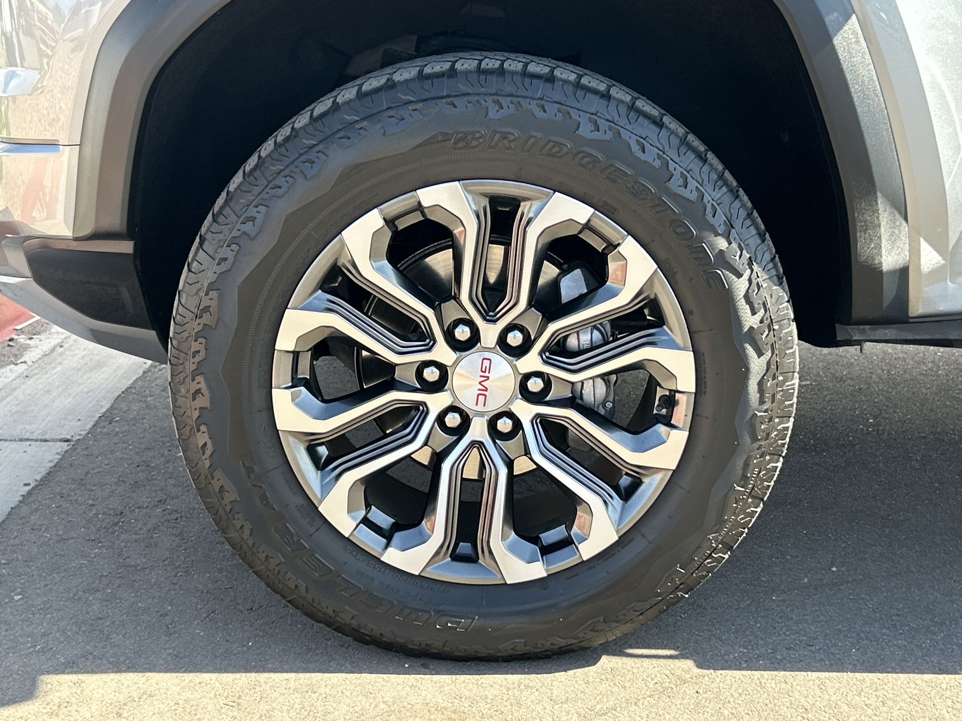 2023 GMC Canyon Denali