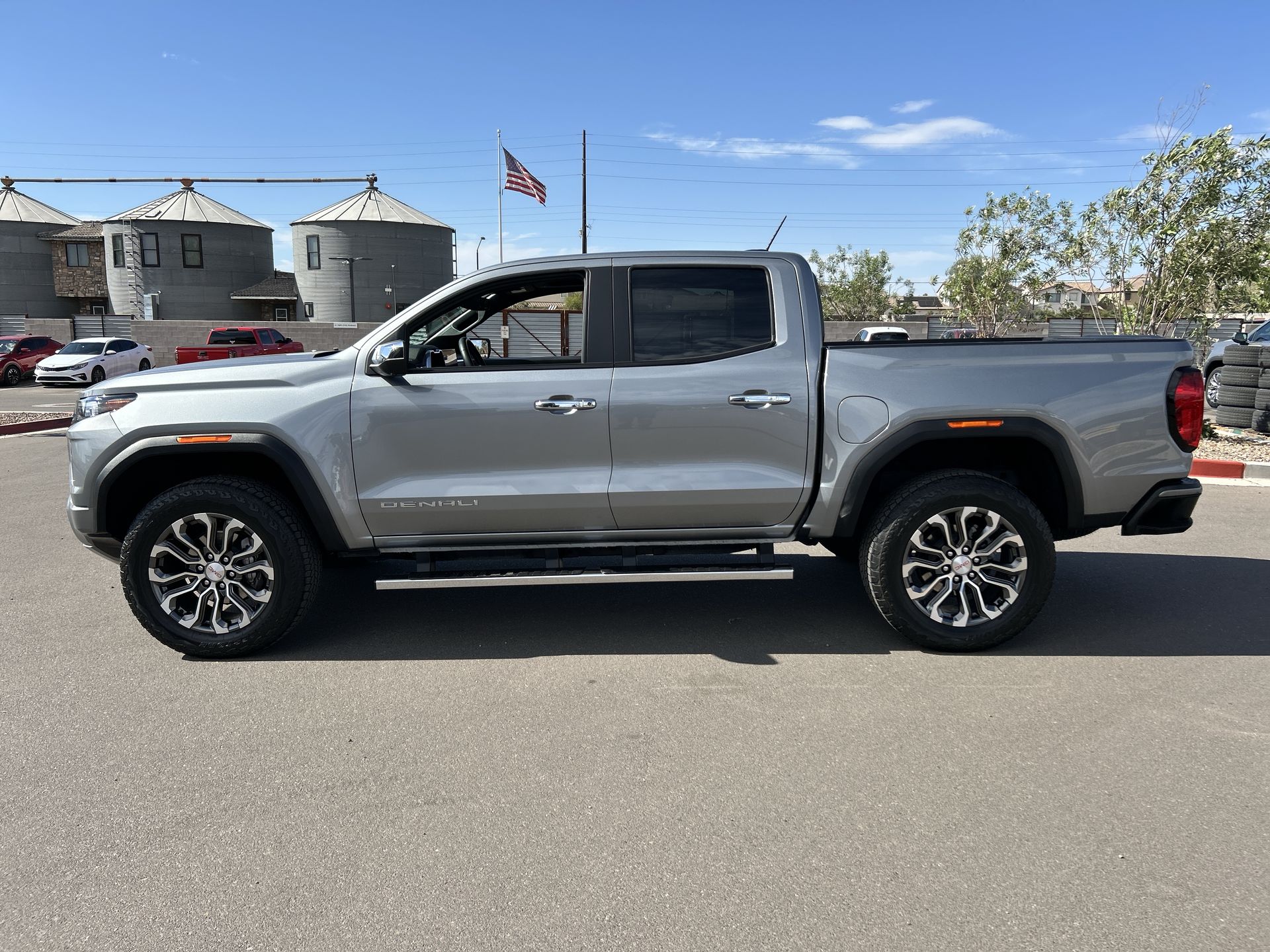 2023 GMC Canyon Denali
