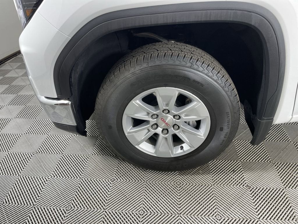 2025 GMC Sierra 1500 SLE