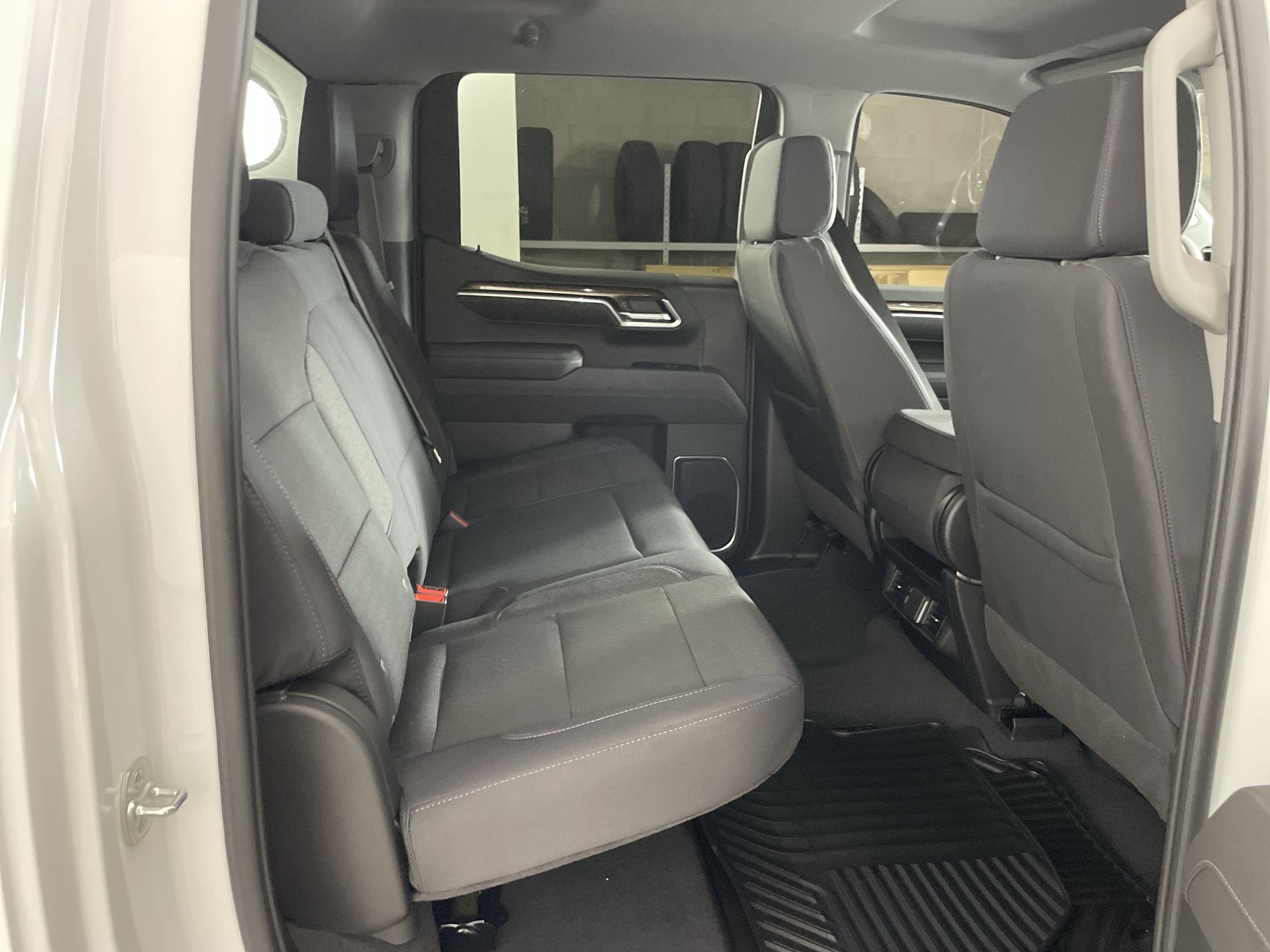 2025 GMC Sierra 1500 SLE