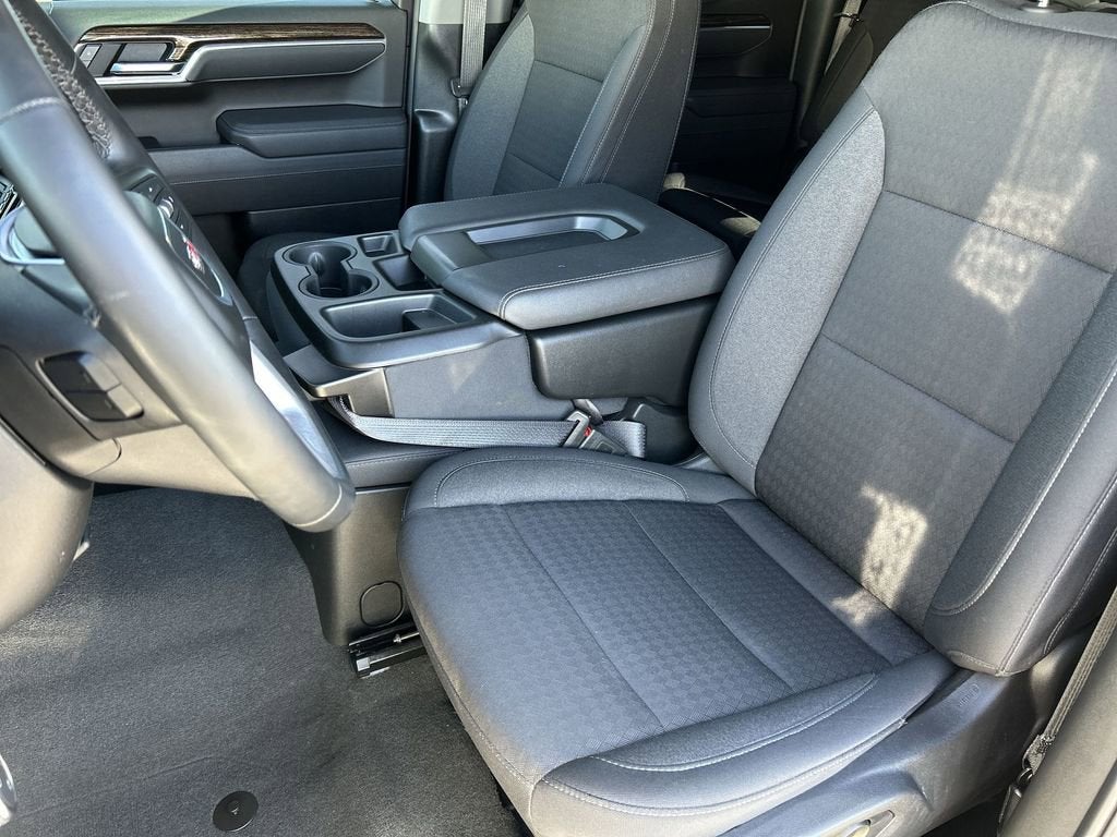 2025 GMC Sierra 1500 SLE