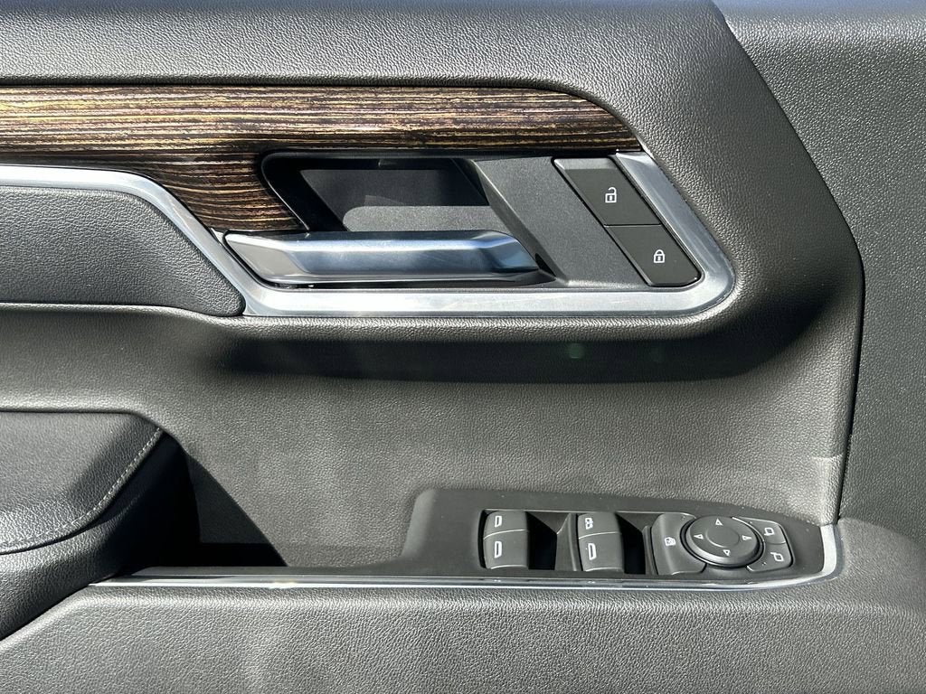 2025 GMC Sierra 1500 SLE