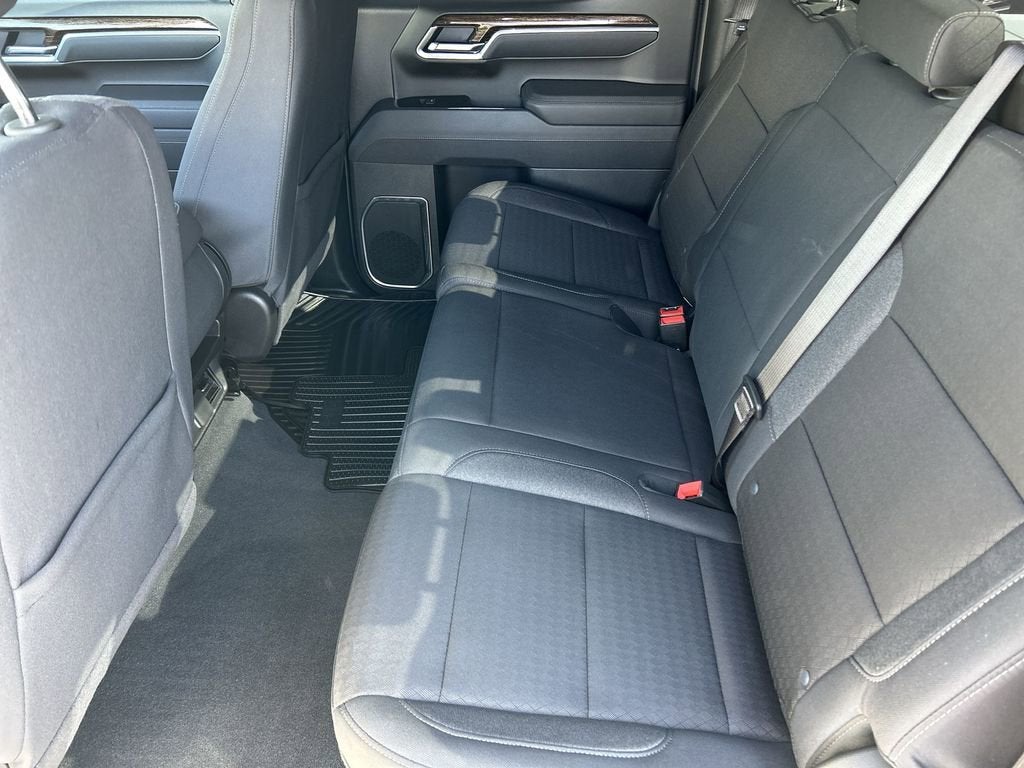 2025 GMC Sierra 1500 SLE