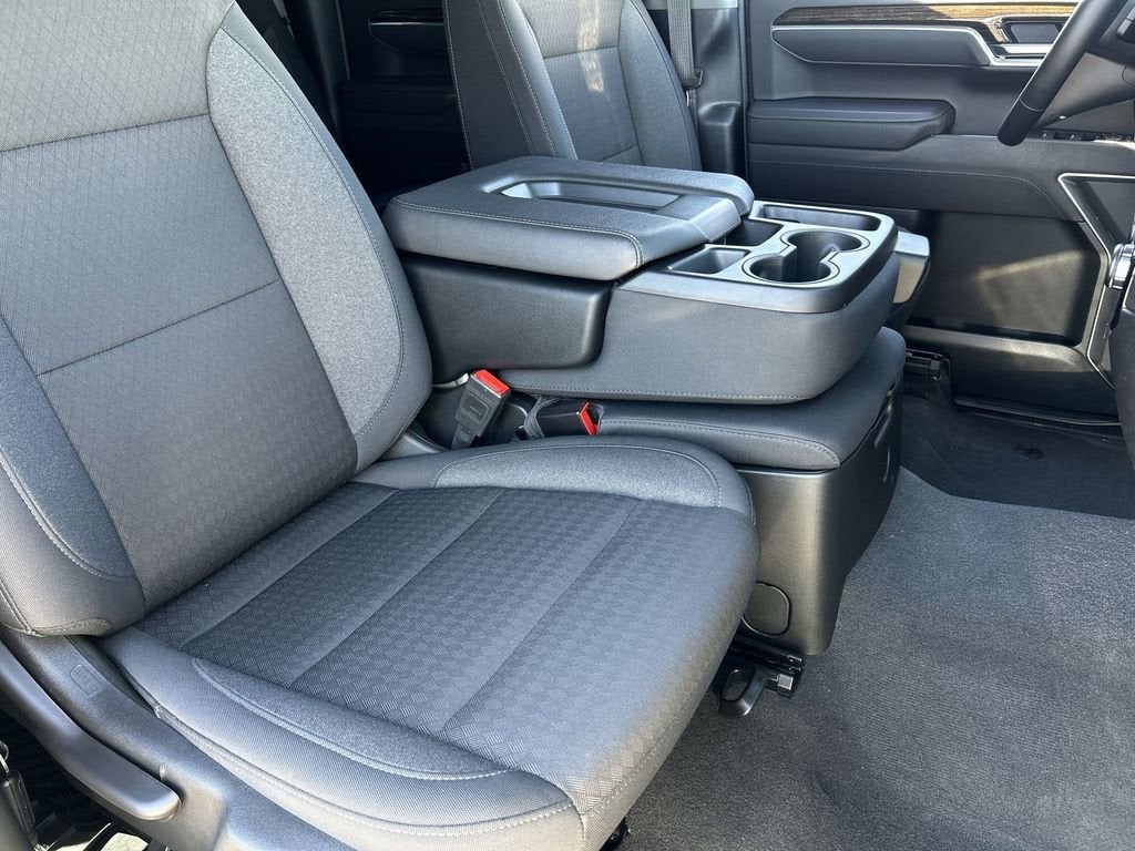 2025 GMC Sierra 1500 SLE