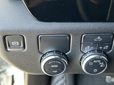 2025 GMC Sierra 1500 SLE