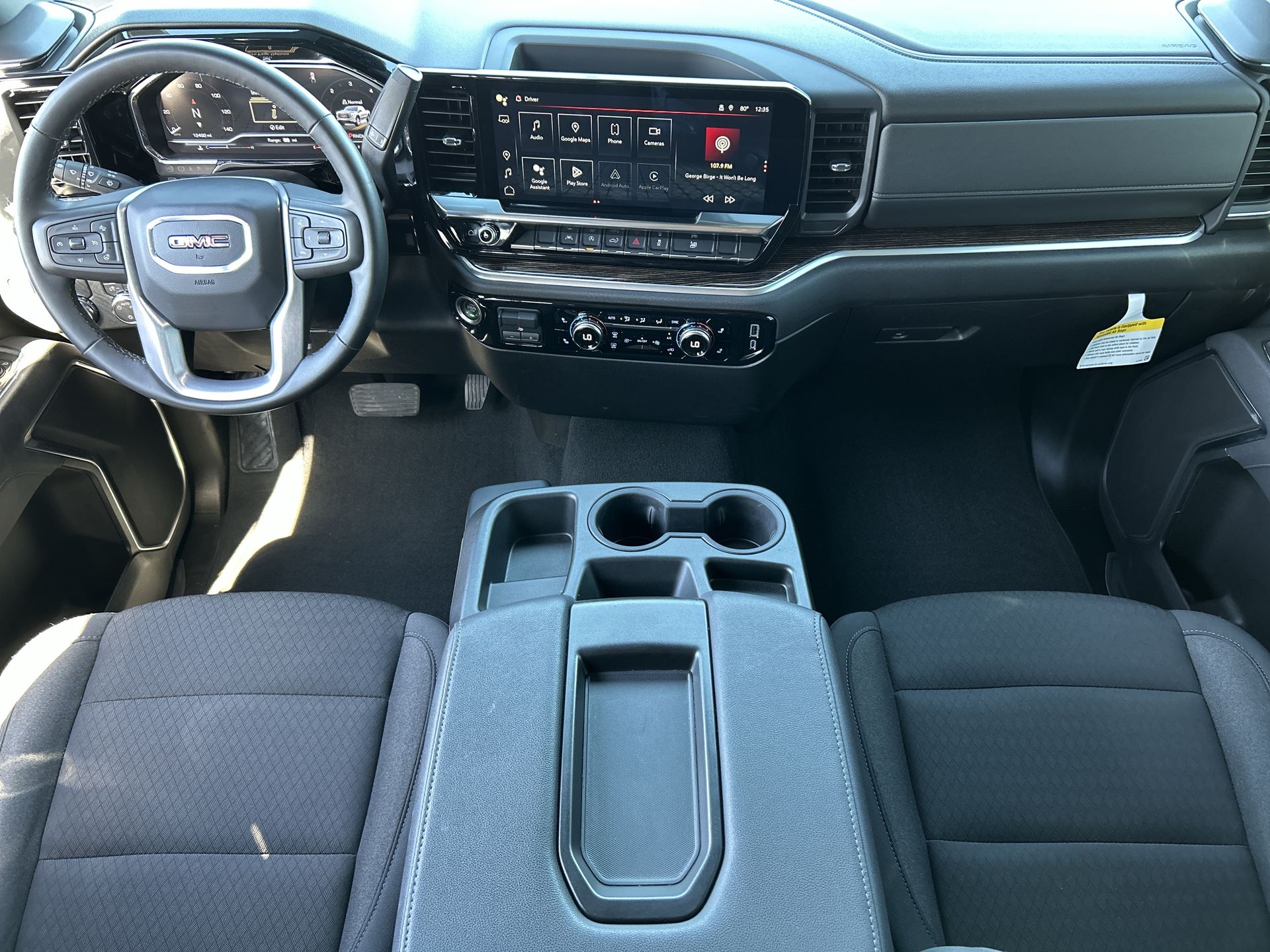 2025 GMC Sierra 1500 SLE