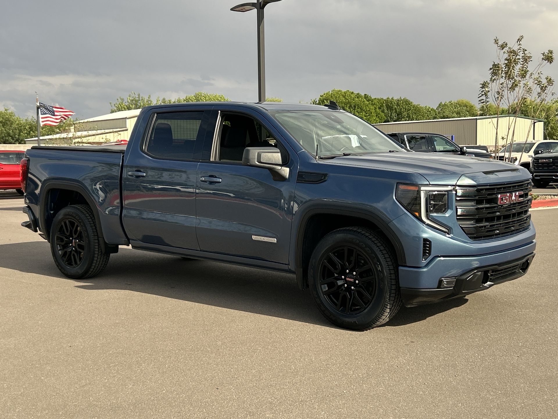 2024 GMC Sierra 1500 Elevation