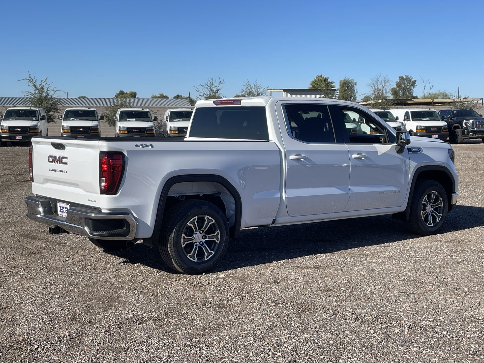 2026 GMC Sierra 1500 SLE
