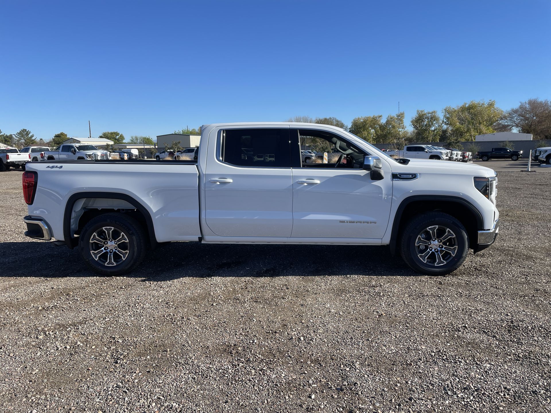 2026 GMC Sierra 1500 SLE