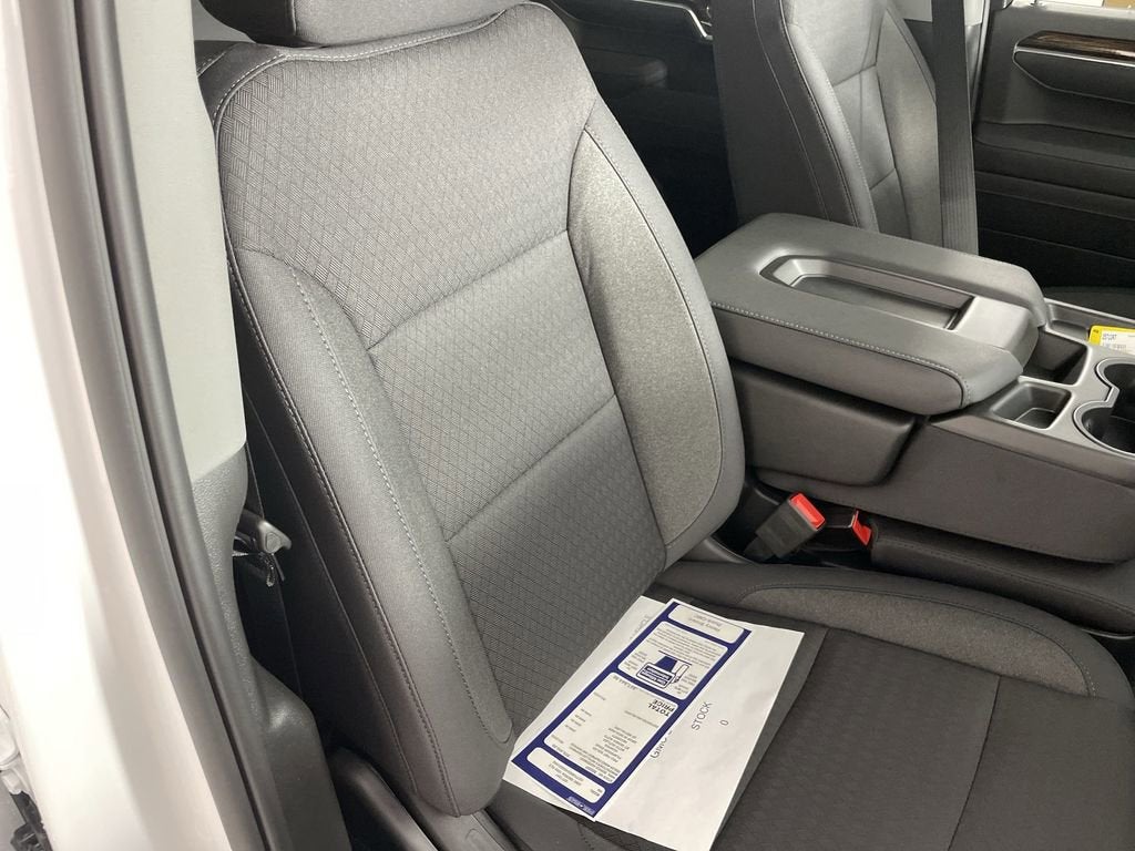 2025 GMC Sierra 1500 SLE