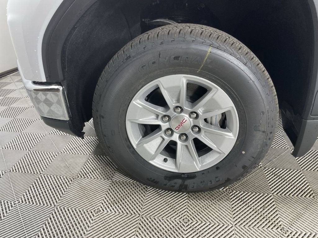 2025 GMC Sierra 1500 SLE