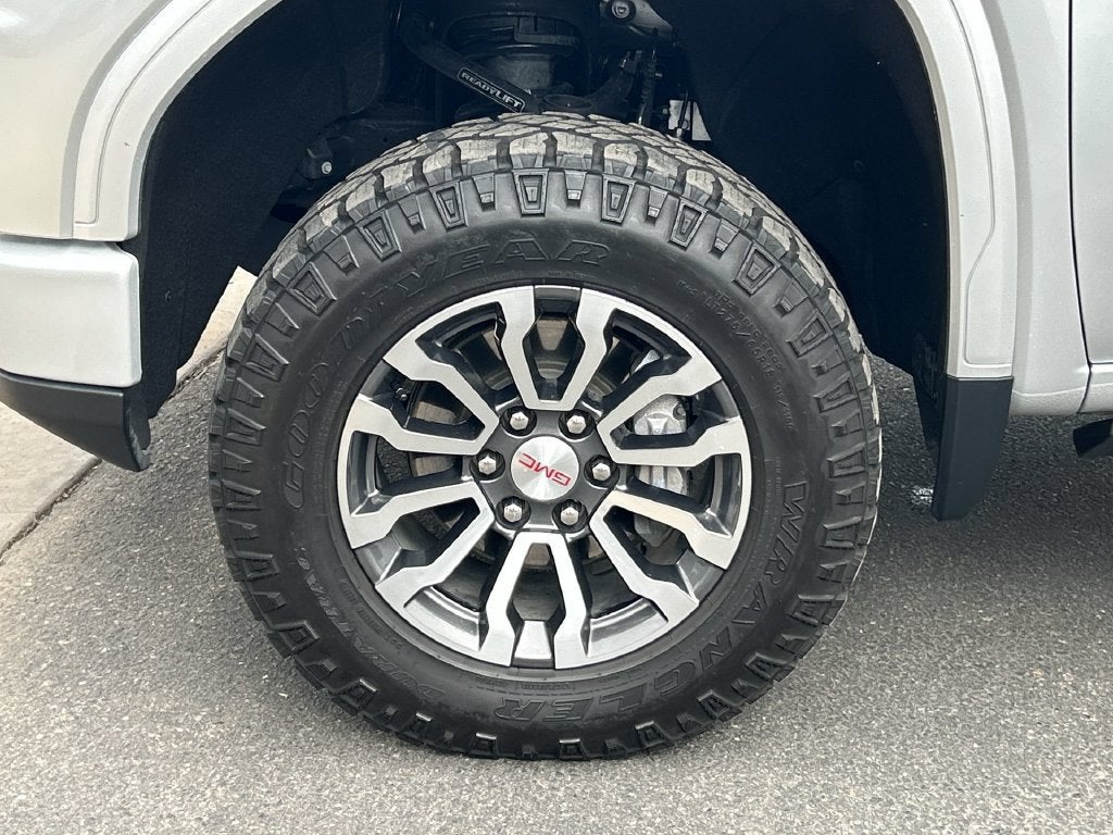 2022 GMC Sierra 1500 AT4