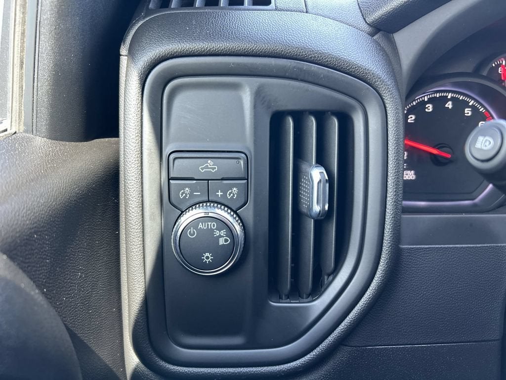 2023 GMC Sierra 1500 Pro