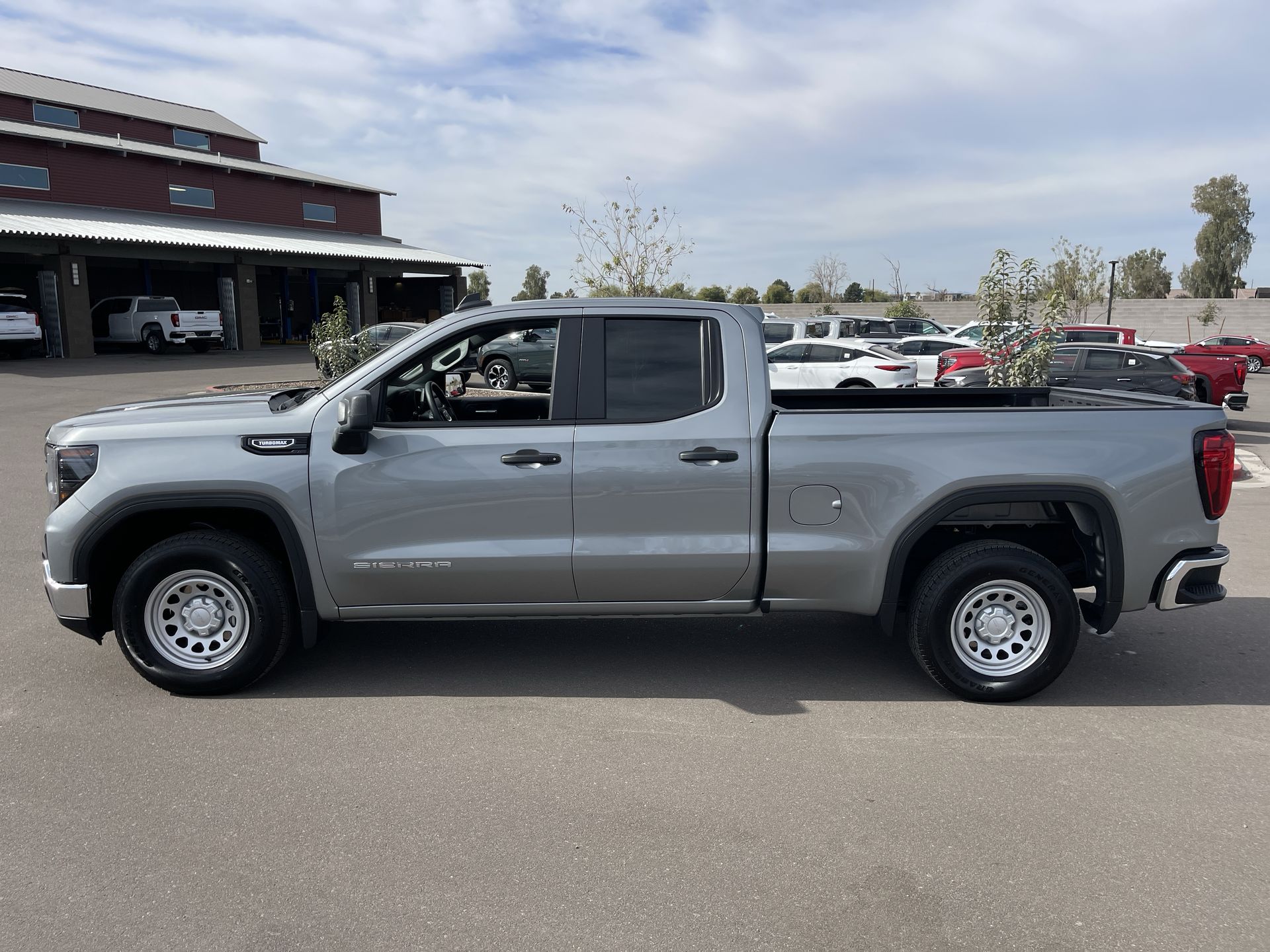 2025 GMC Sierra 1500 Pro