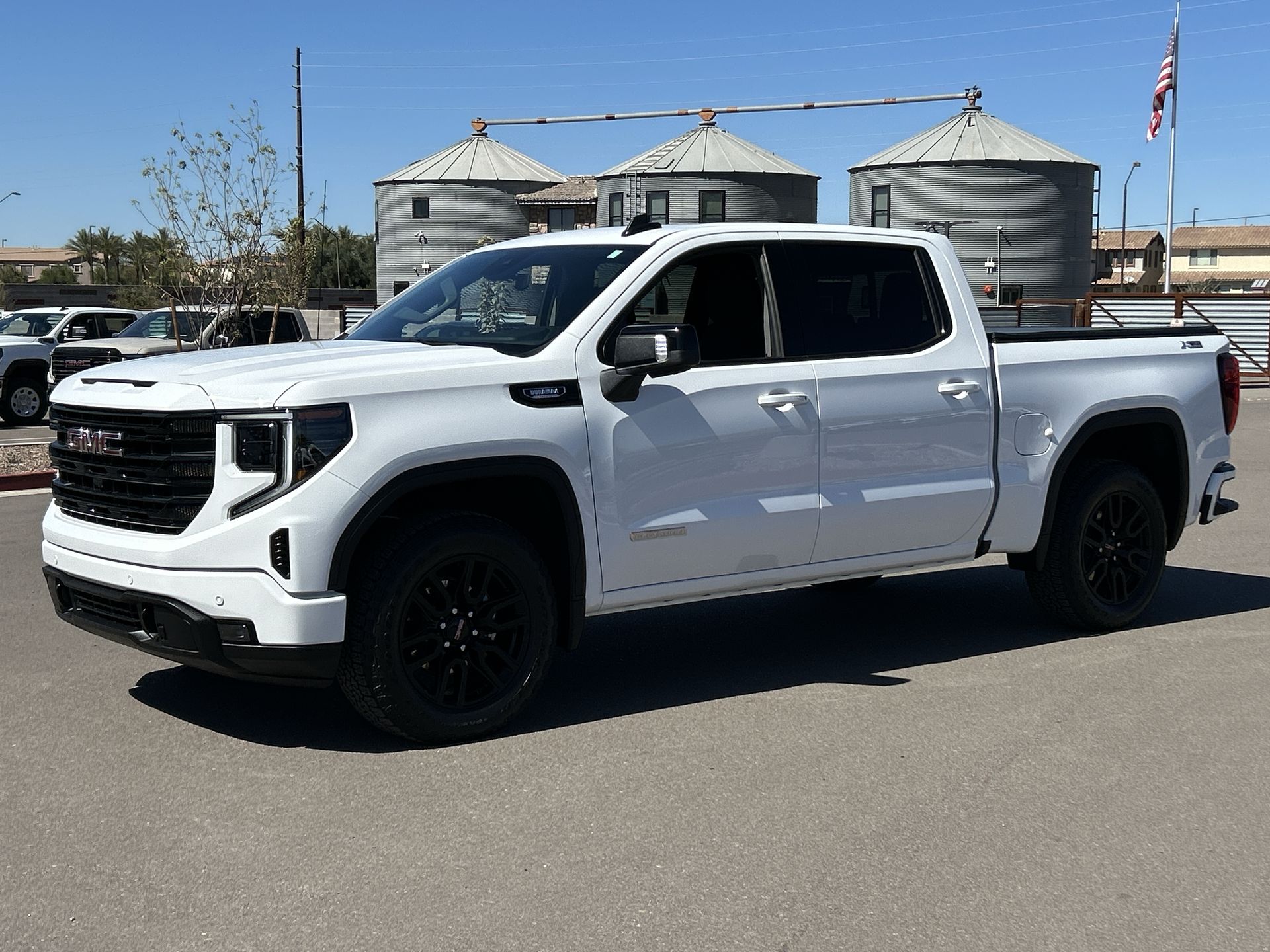 2025 GMC Sierra 1500 Elevation
