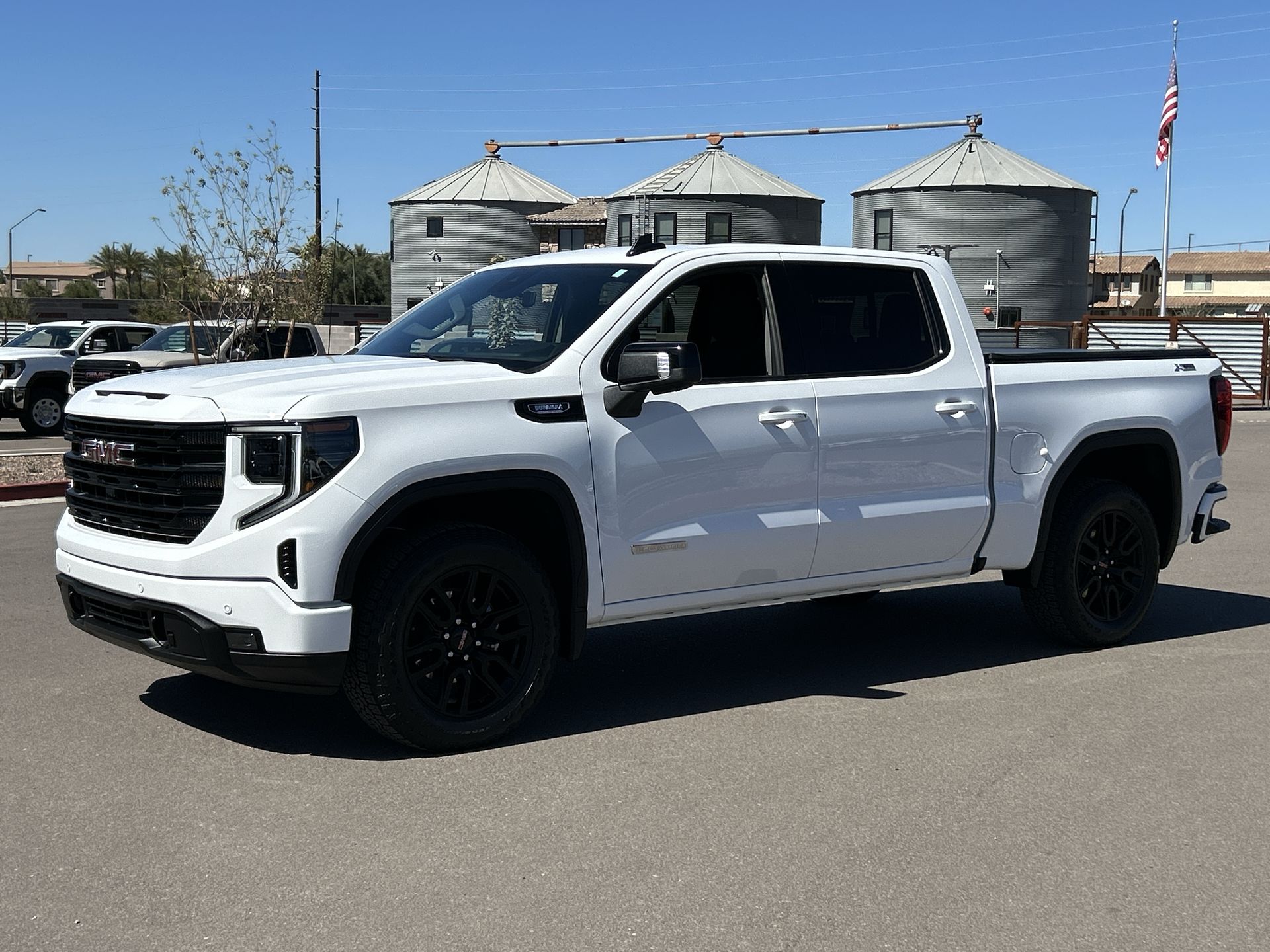 2025 GMC Sierra 1500 Elevation