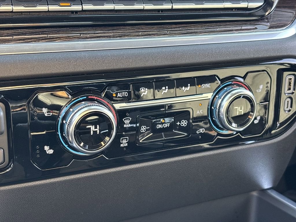 2025 GMC Sierra 1500 Elevation