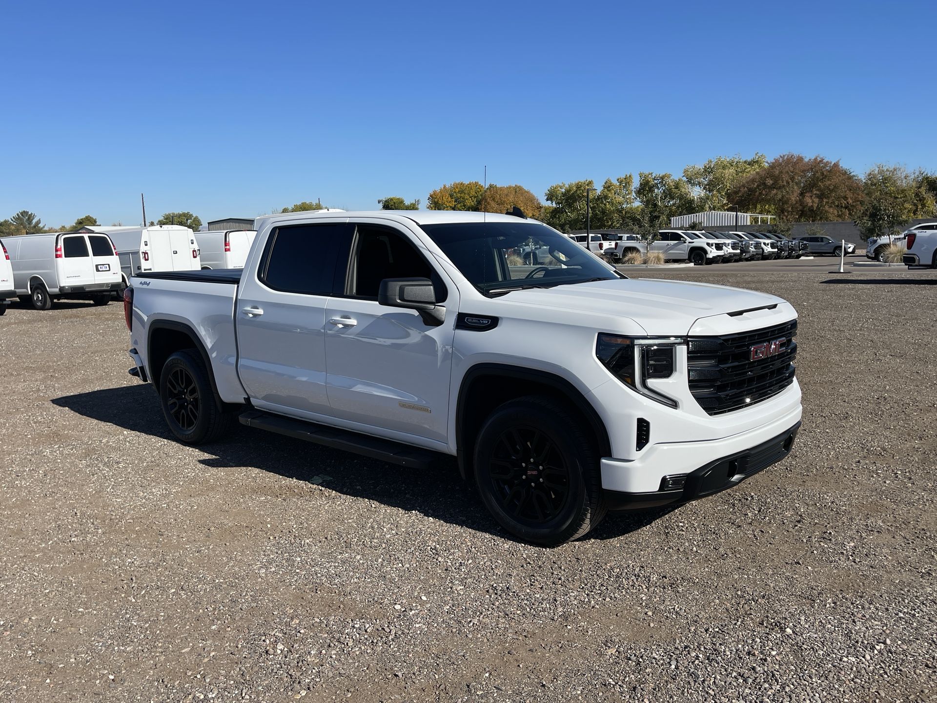 2025 GMC Sierra 1500 Elevation