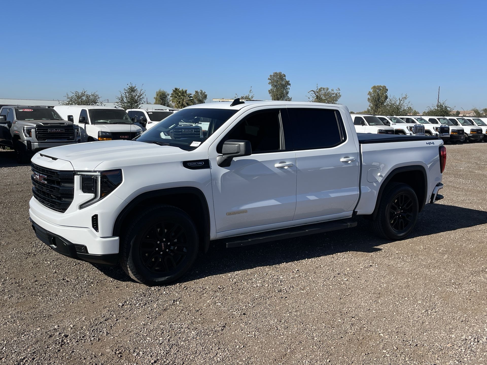 2025 GMC Sierra 1500 Elevation