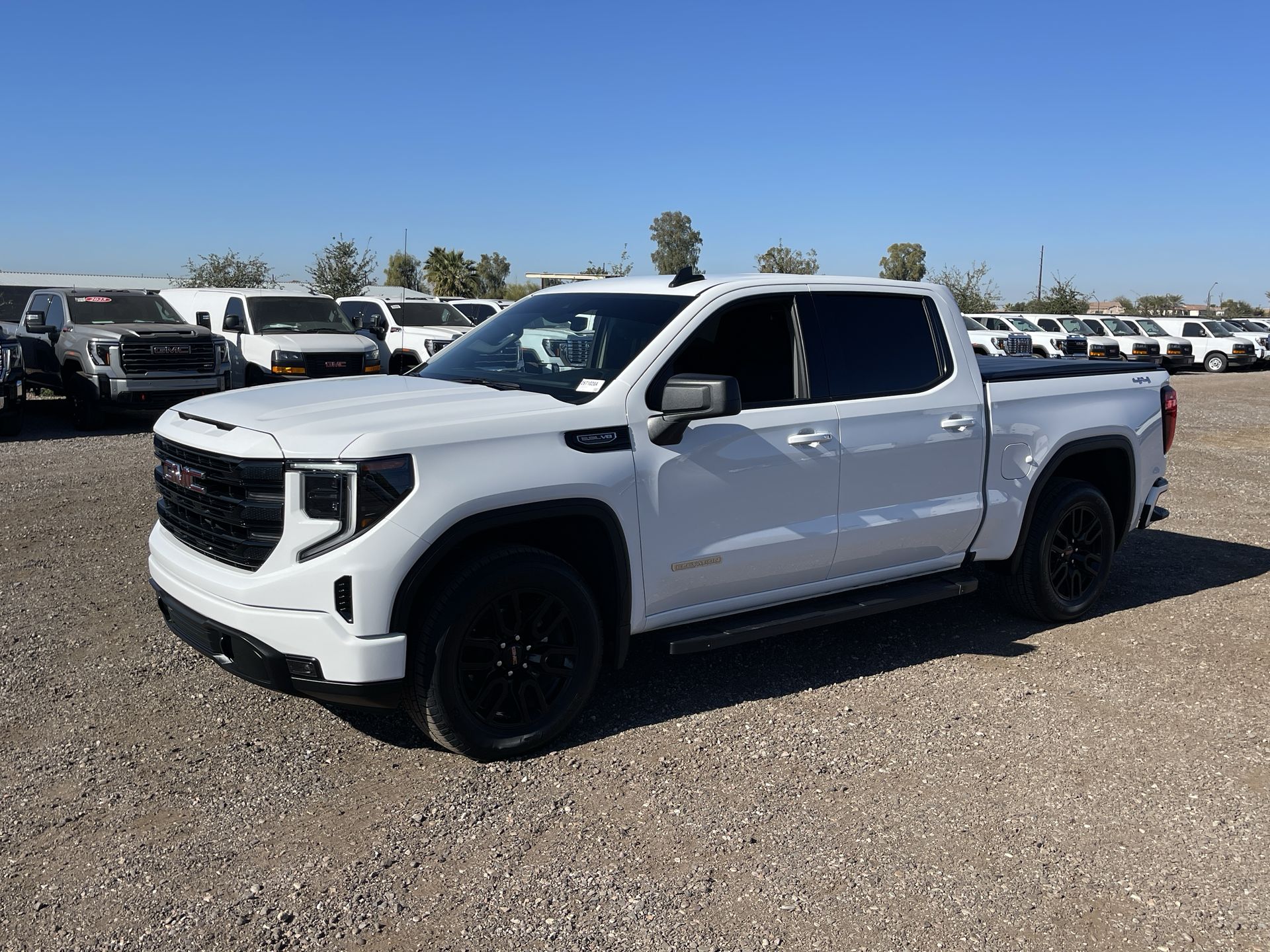 2025 GMC Sierra 1500 Elevation