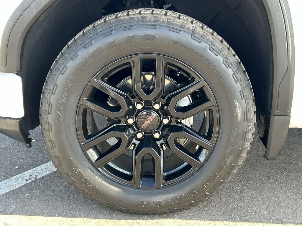 2025 GMC Sierra 1500 Elevation