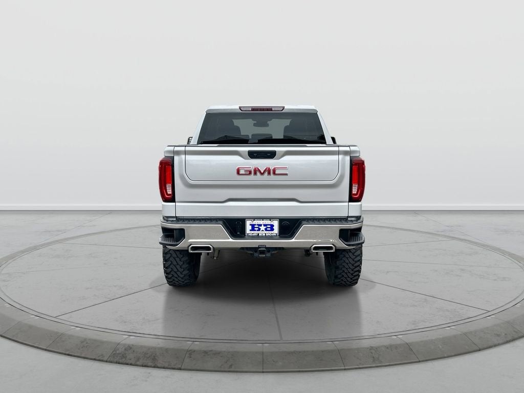 2022 GMC Sierra 1500 SLT