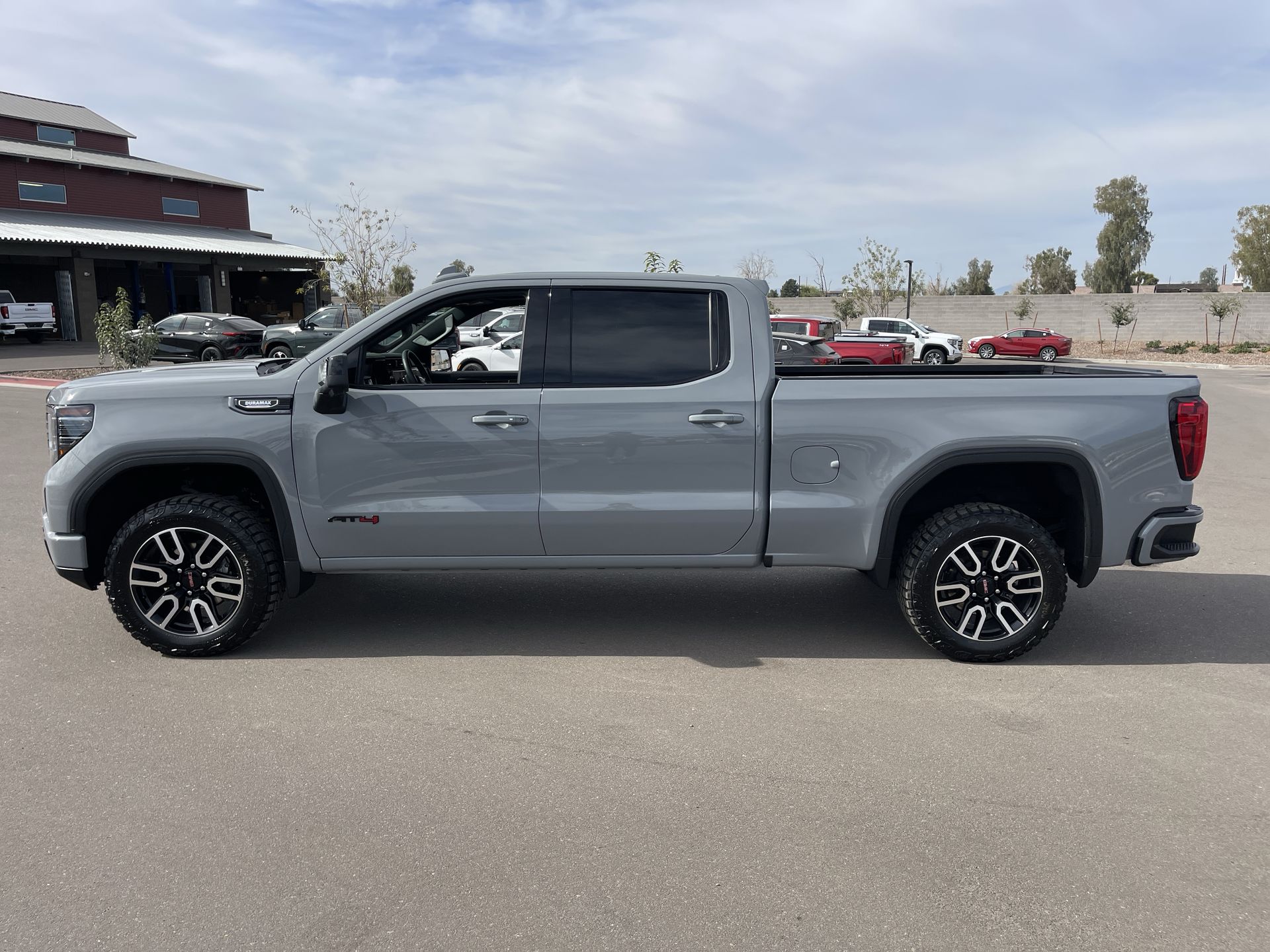 2024 GMC Sierra 1500 AT4
