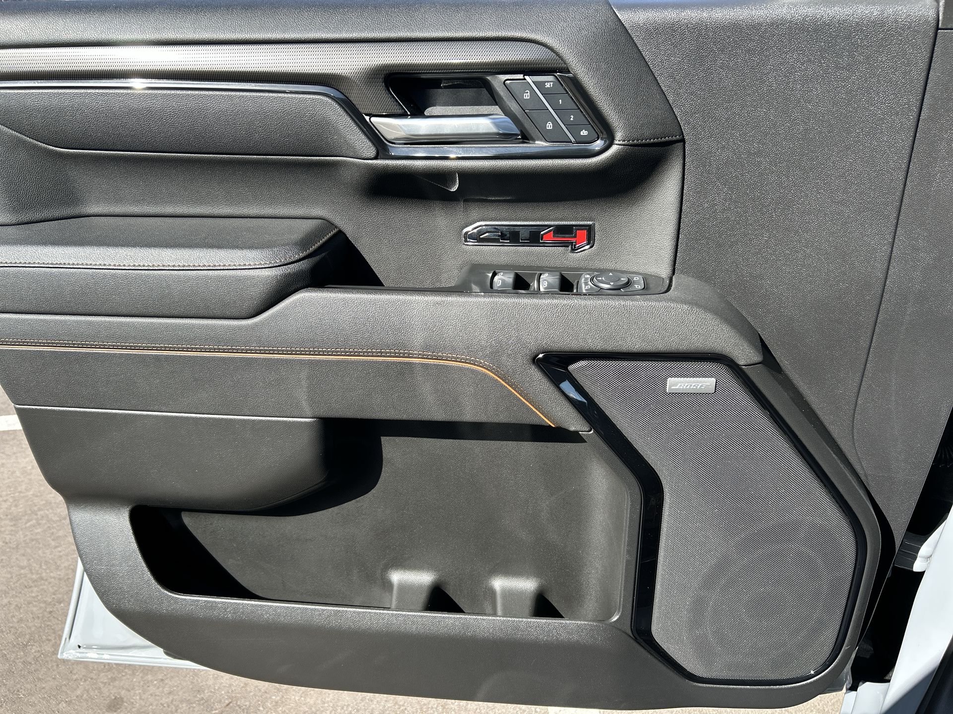 2025 GMC Sierra 1500 AT4