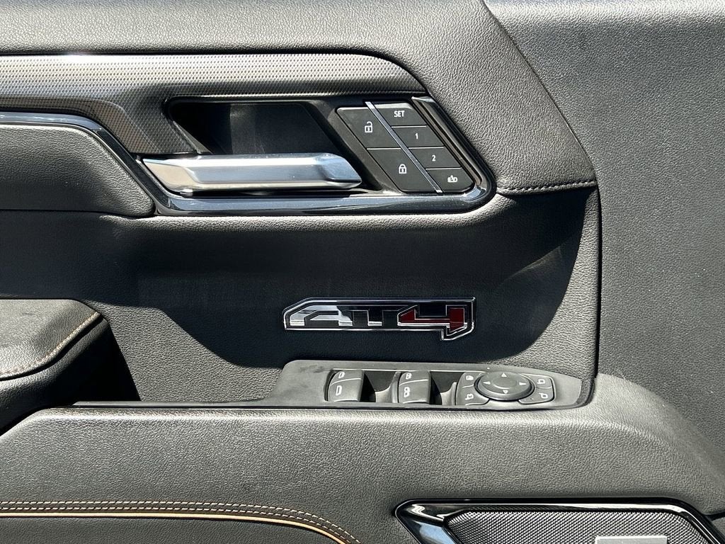 2024 GMC Sierra 1500 AT4