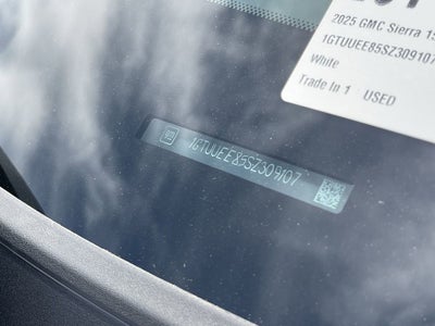 2025 GMC Sierra 1500 AT4