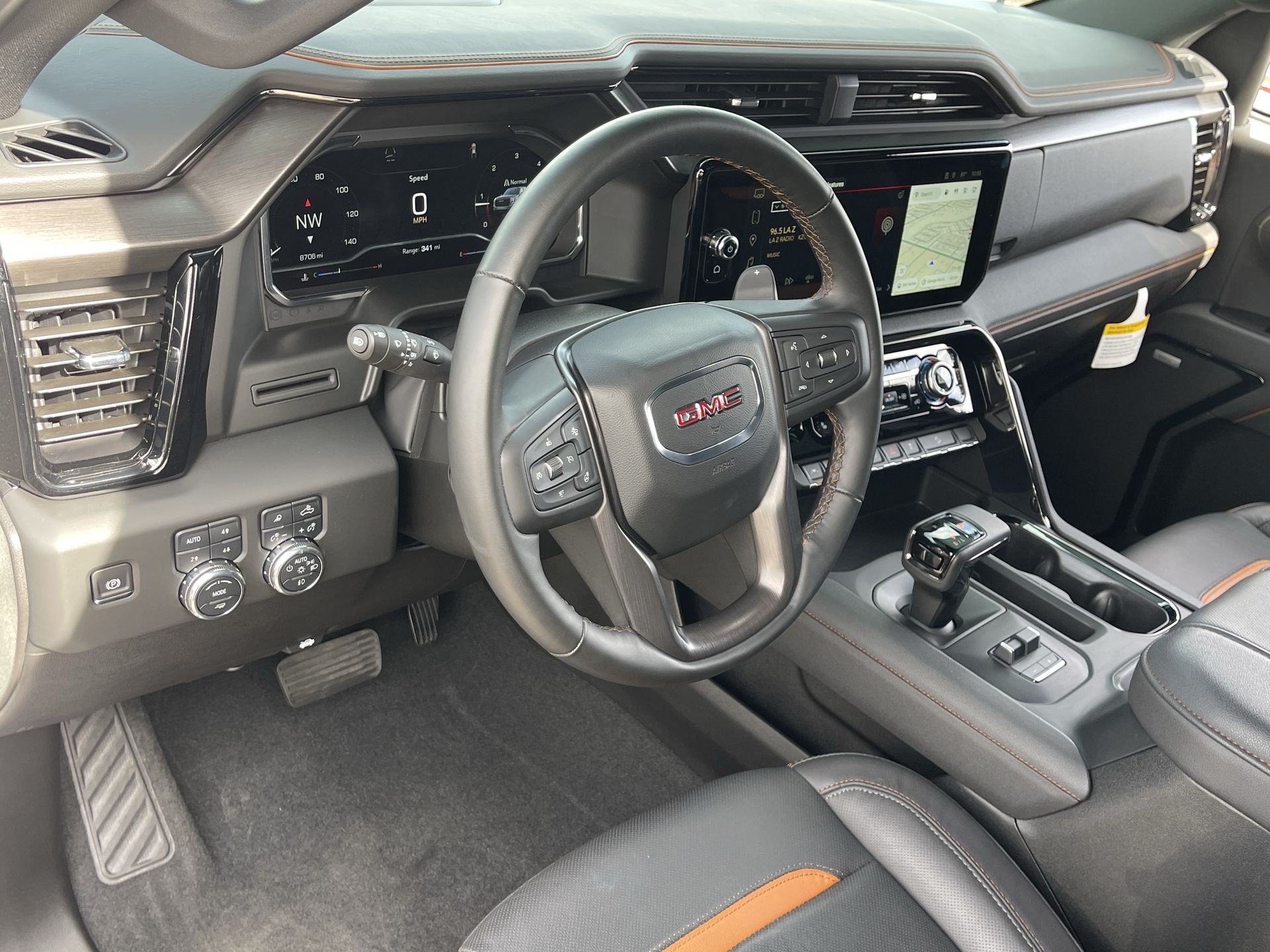 2025 GMC Sierra 1500 AT4