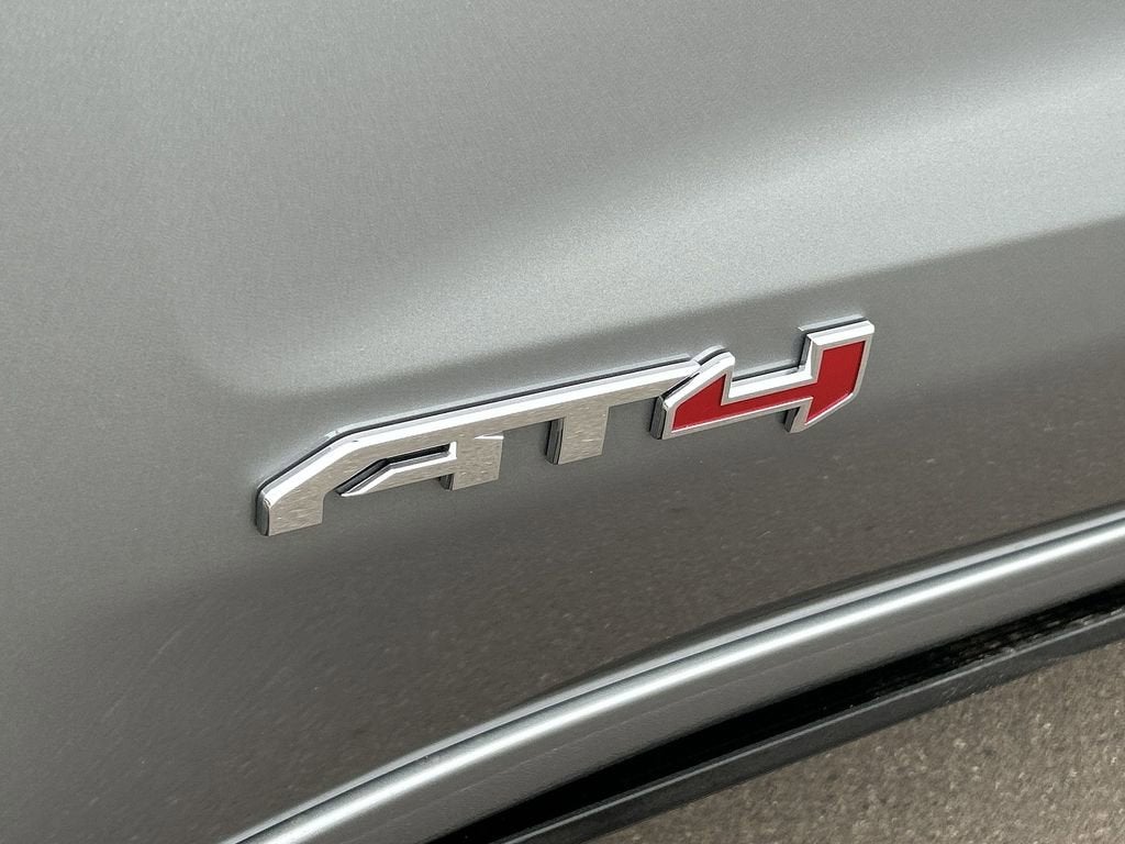 2025 GMC Sierra 1500 AT4