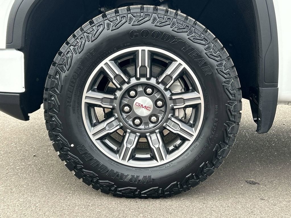 2024 GMC Sierra 1500 AT4