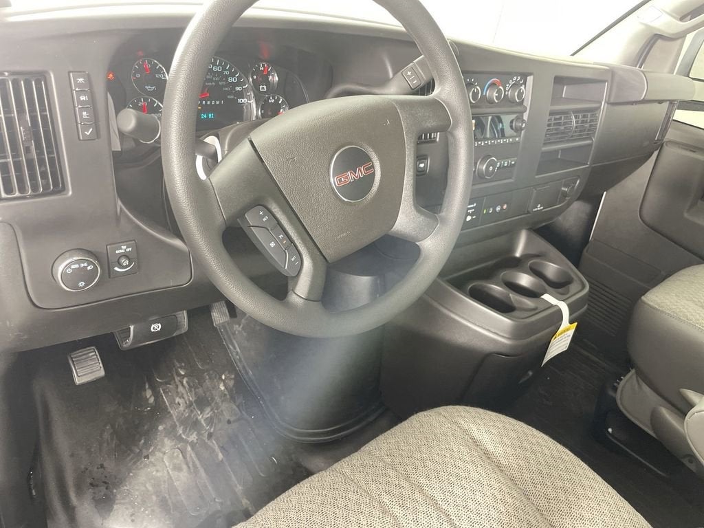 2025 GMC Savana Cargo 2500 Work Van