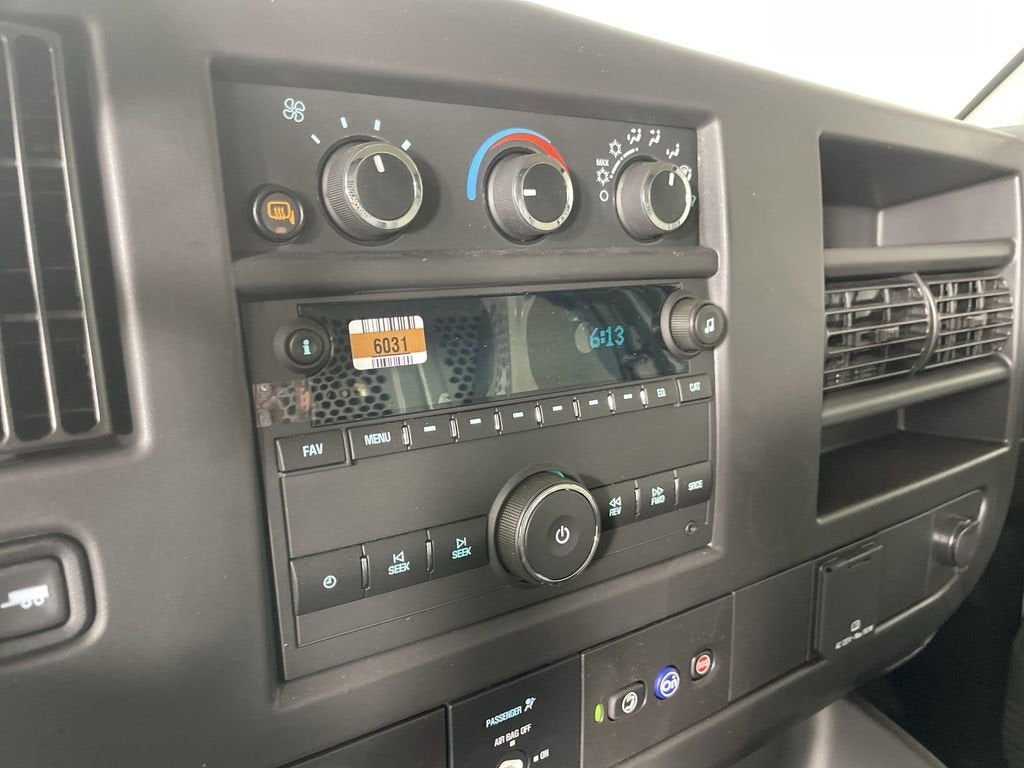 2025 GMC Savana Cargo 2500 Work Van