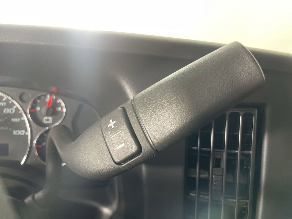 2025 GMC Savana Cargo 2500 Work Van