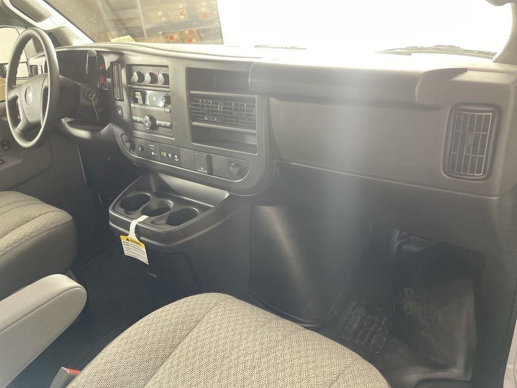 2025 GMC Savana Cargo 2500 Work Van