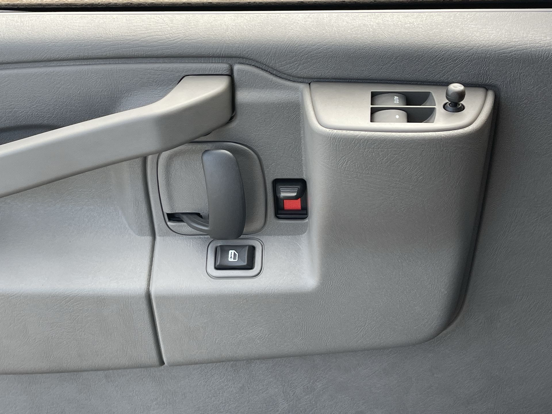 2025 GMC Savana Cargo 2500 Work Van